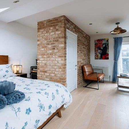 Luxury And Bright Bedrooms In Queens Park London Exterior photo